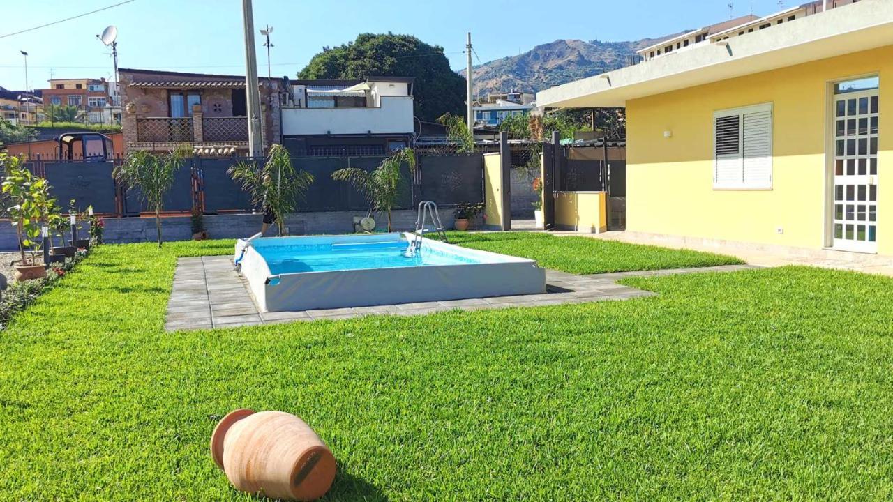 La Villa Trinacria Giardini Naxos Exterior photo